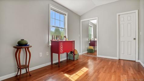 1371 Old North Colony Road Meriden CT 06450