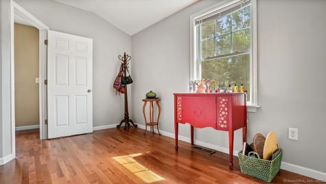 1371 Old North Colony Road Meriden CT 06450