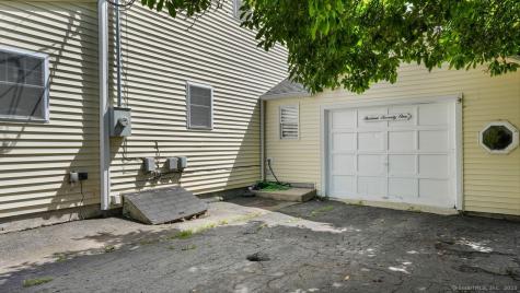 1371 Old North Colony Road Meriden CT 06450