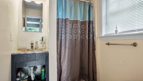 1371 Old North Colony Road Meriden CT 06450