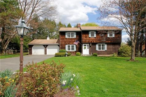 20 Baldwin Road Newtown CT 06470