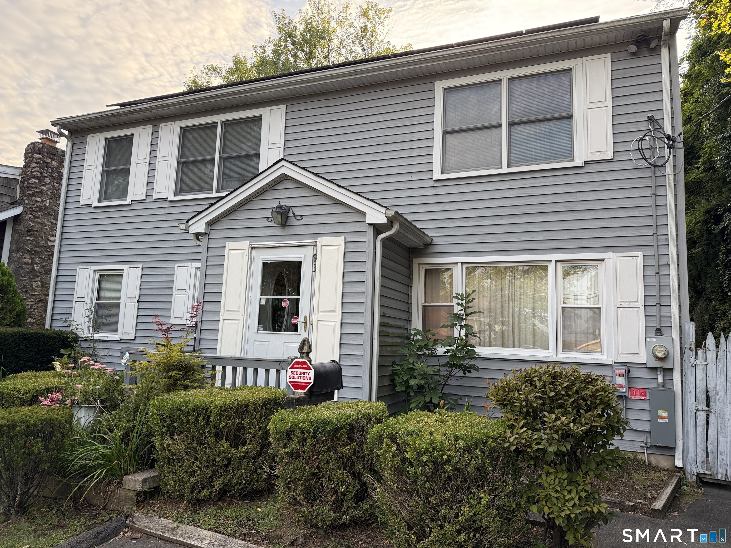 93 Ridgewood Avenue Stamford CT 06907