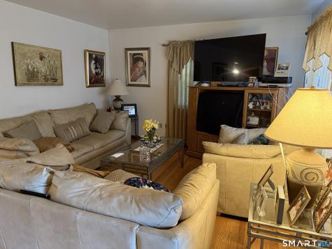 93 Ridgewood Avenue Stamford CT 06907