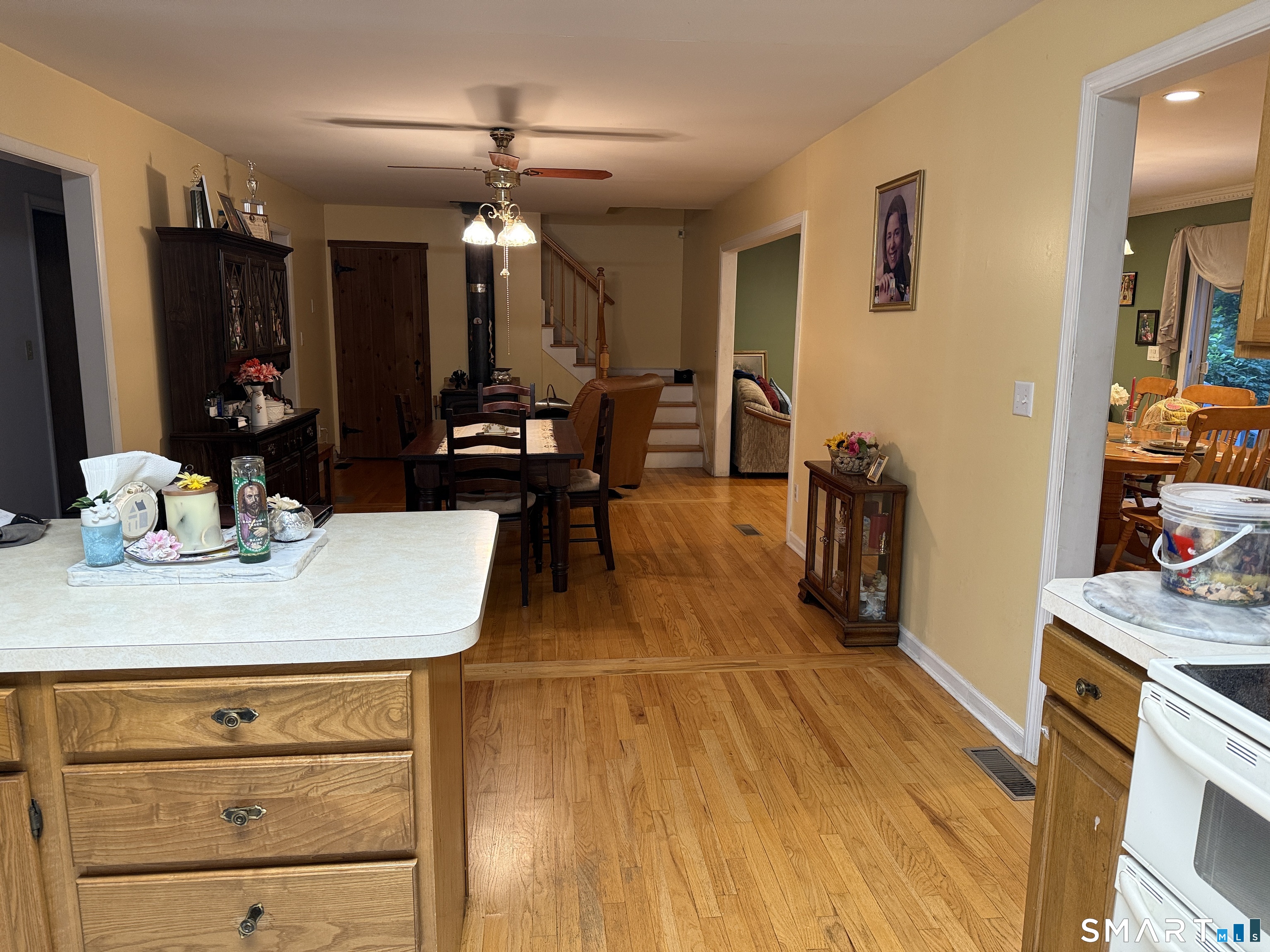 93 Ridgewood Avenue Stamford CT 06907