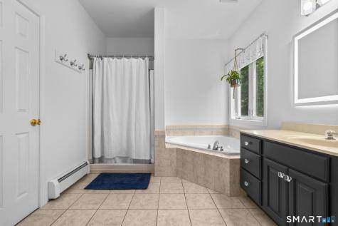 14 Wychwood Lane Oxford CT 06478