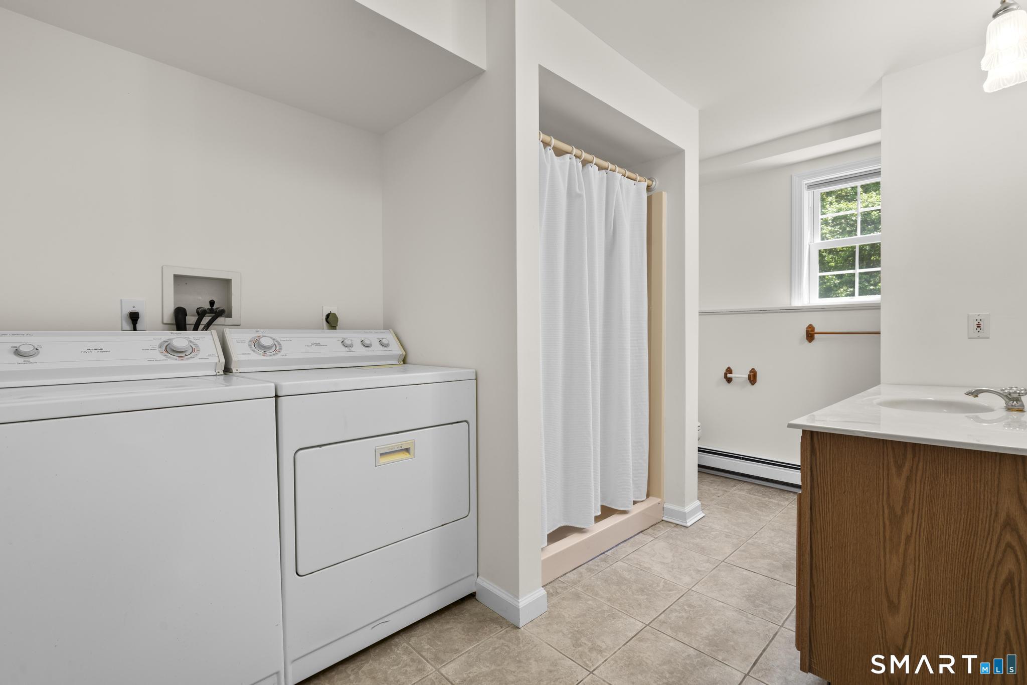 14 Wychwood Lane Oxford CT 06478