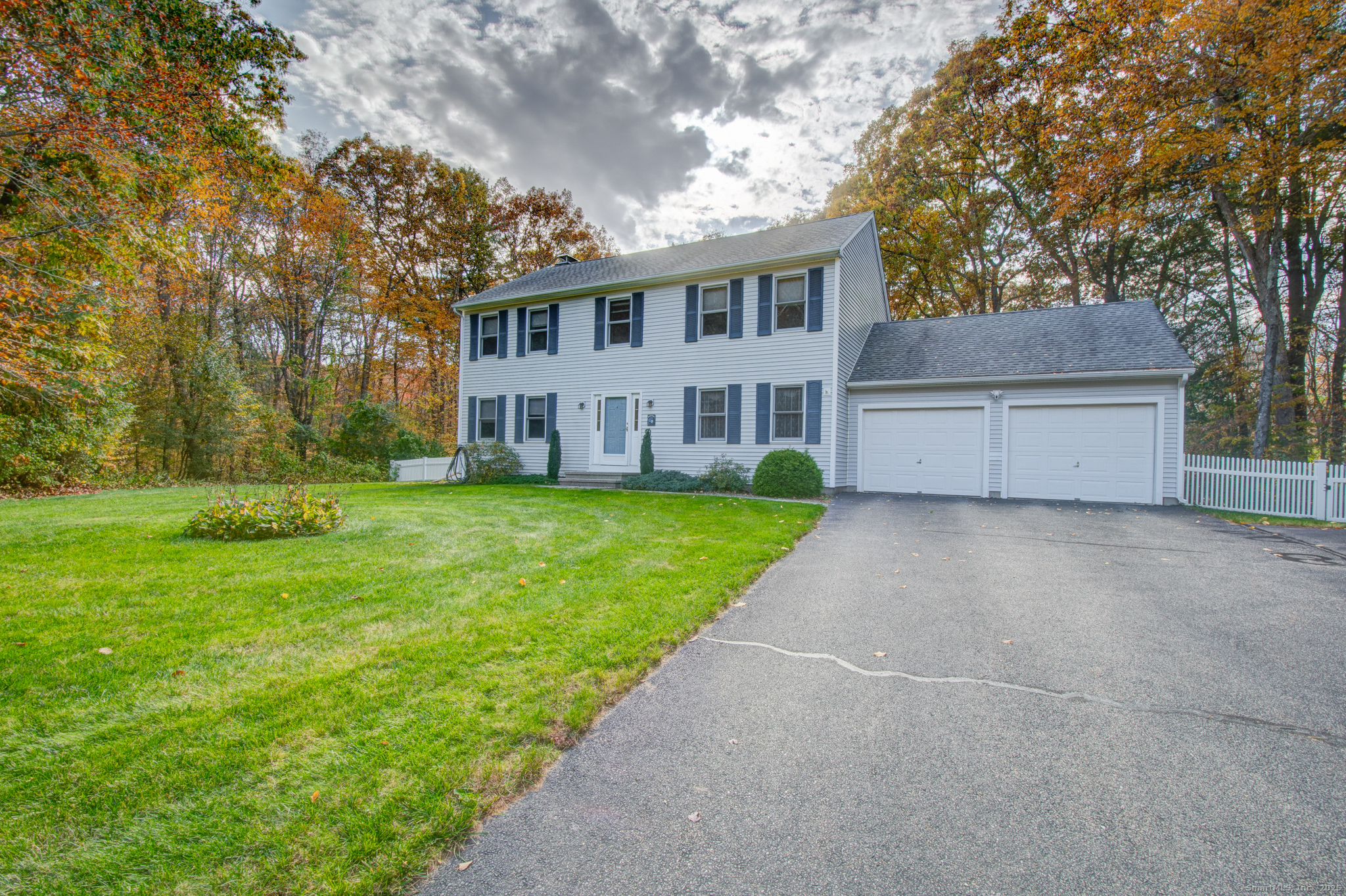 43 Thornridge Drive Colchester CT 06415