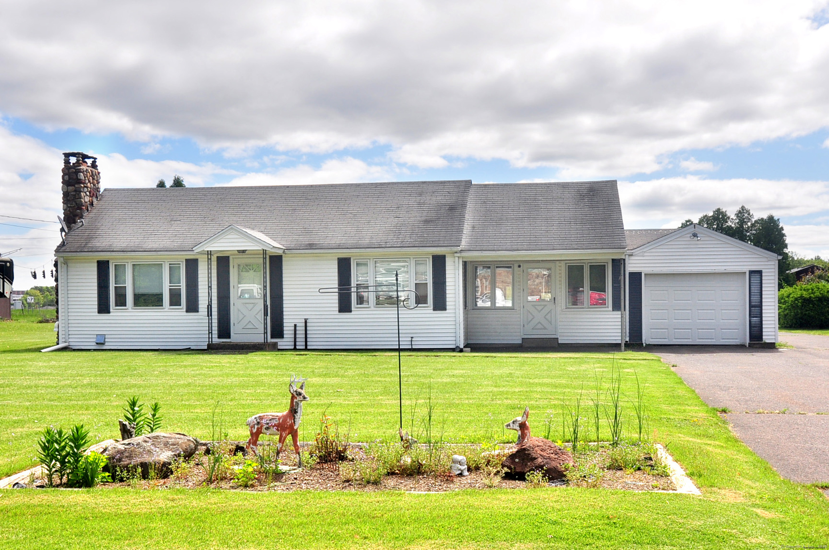 9 Larch Drive East Granby CT 06026