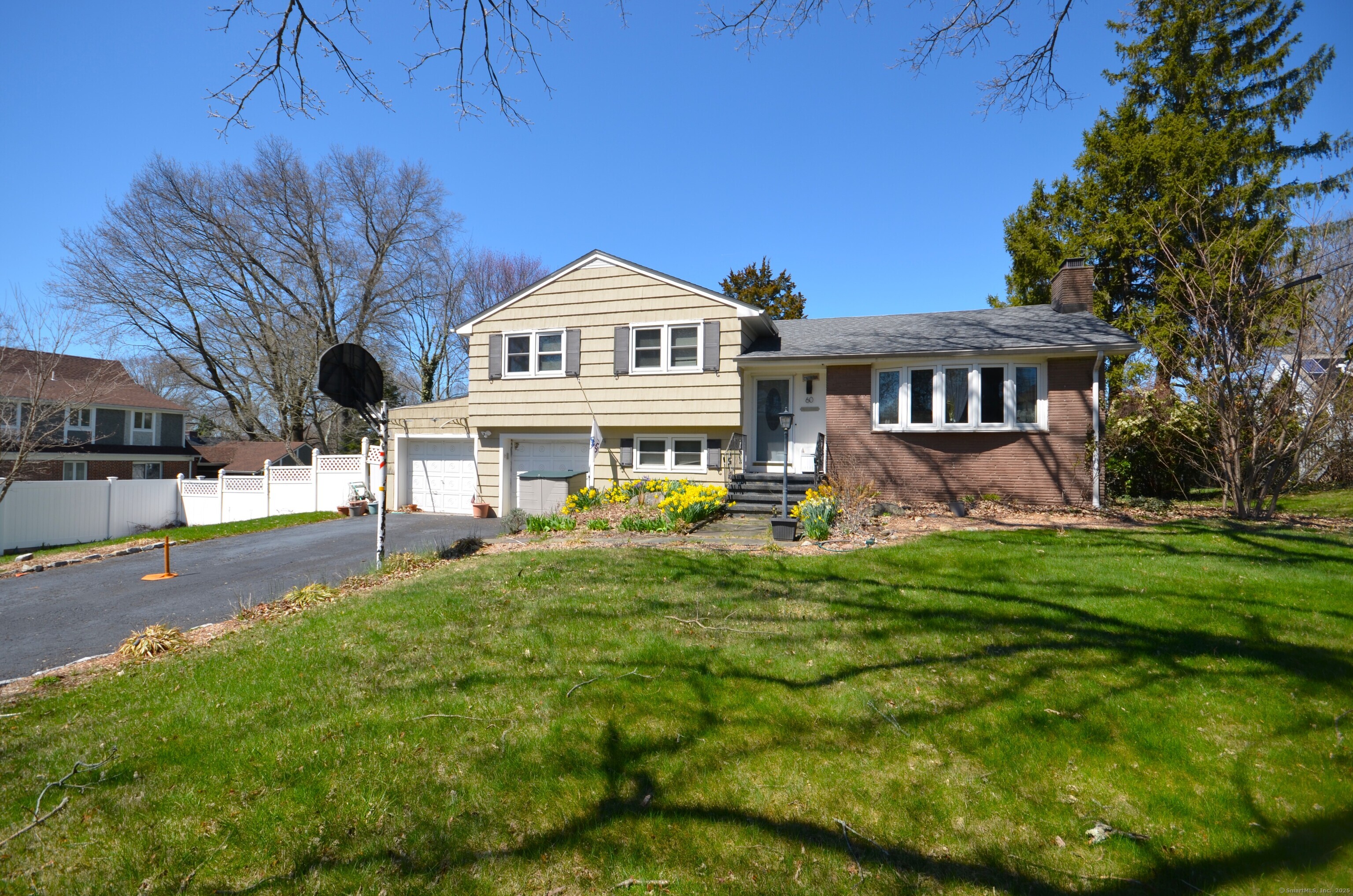60 Homeland Street Fairfield CT 06825