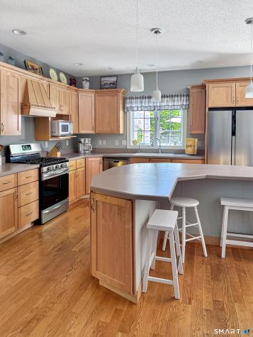 302 Jagger Lane Hebron CT 06248