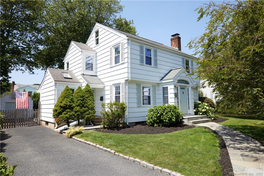 149 Crestwood Road Fairfield CT 06824