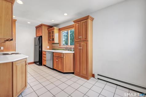 105 Castle Drive Stratford CT 06614