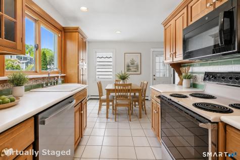 105 Castle Drive Stratford CT 06614