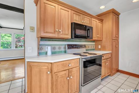 105 Castle Drive Stratford CT 06614