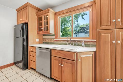 105 Castle Drive Stratford CT 06614