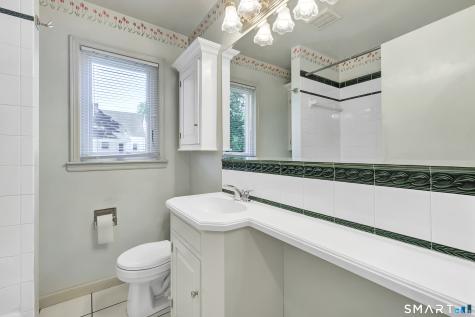 105 Castle Drive Stratford CT 06614