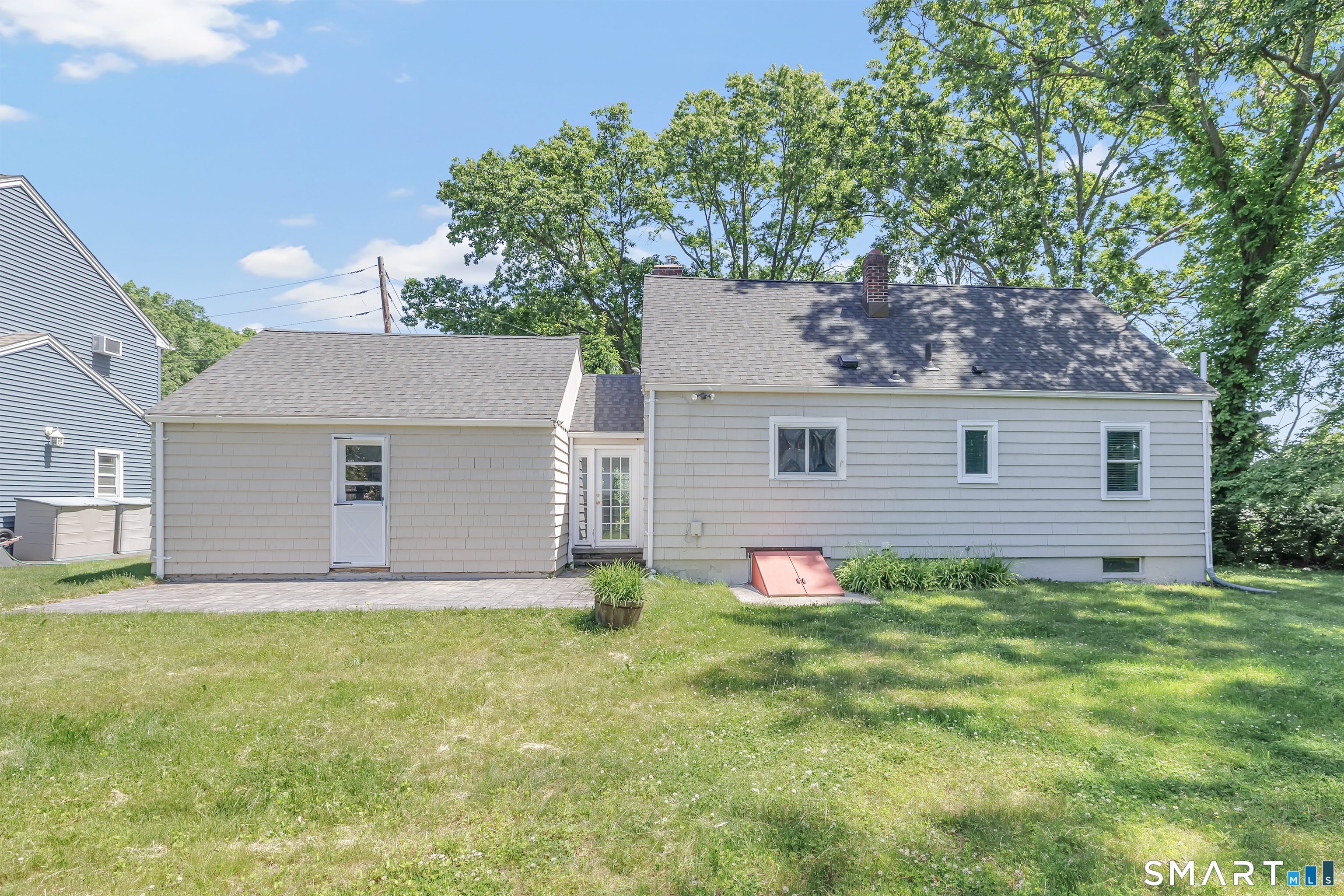 105 Castle Drive Stratford CT 06614
