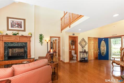 20 Loyola Road Woodstock CT 06281