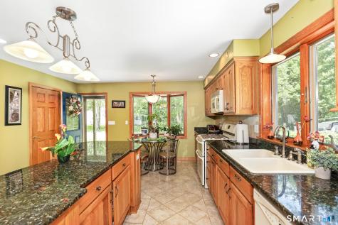 20 Loyola Road Woodstock CT 06281