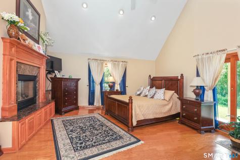 20 Loyola Road Woodstock CT 06281