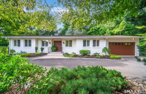 47 Windsor Road North Haven CT 06473