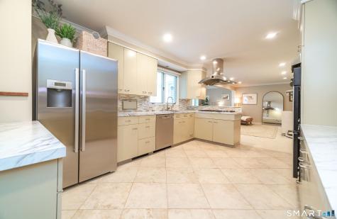 47 Windsor Road North Haven CT 06473