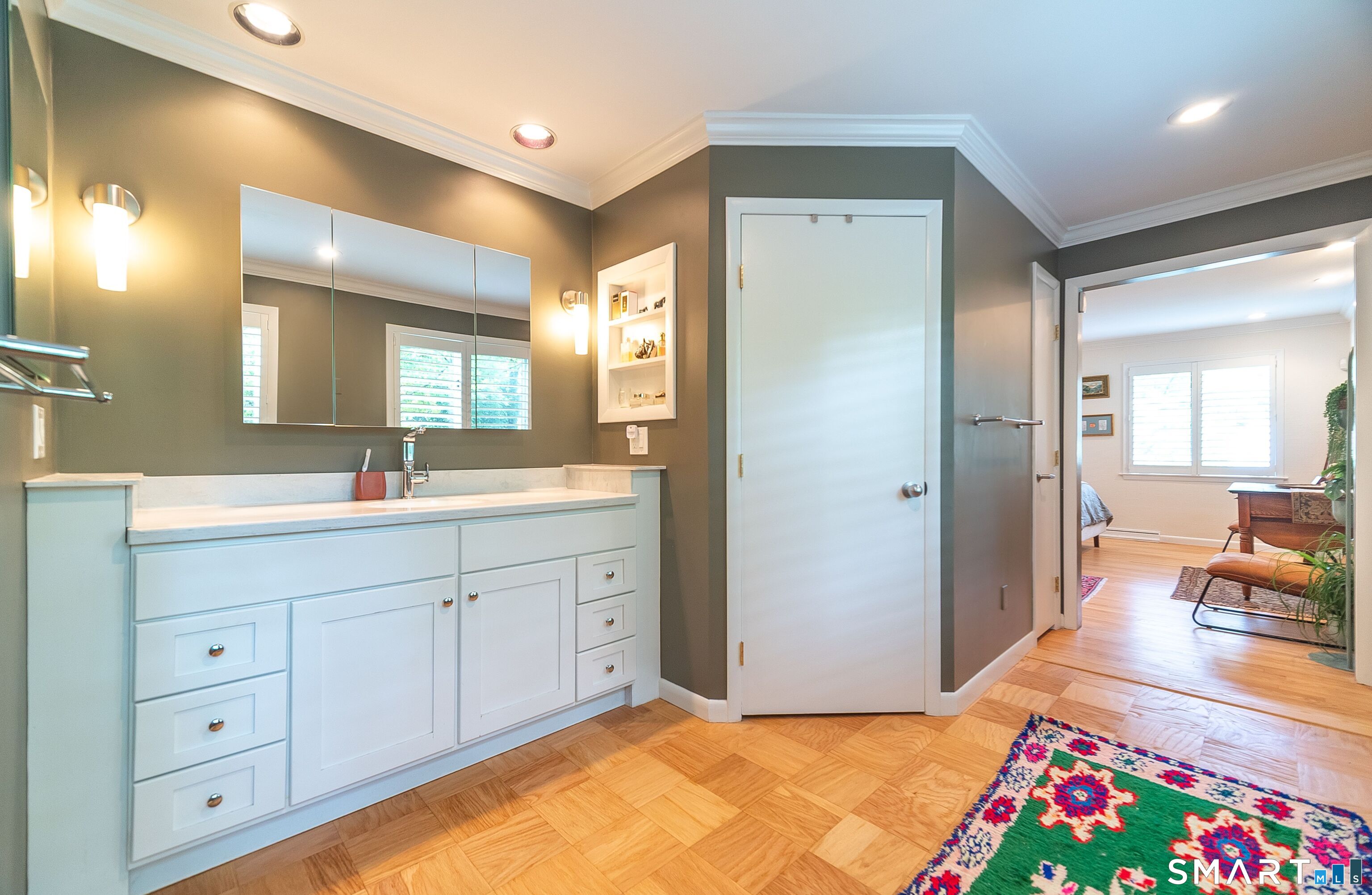 47 Windsor Road North Haven CT 06473