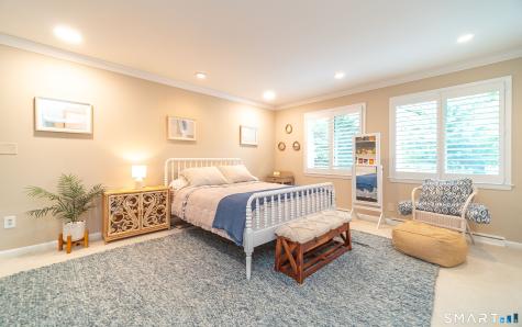47 Windsor Road North Haven CT 06473