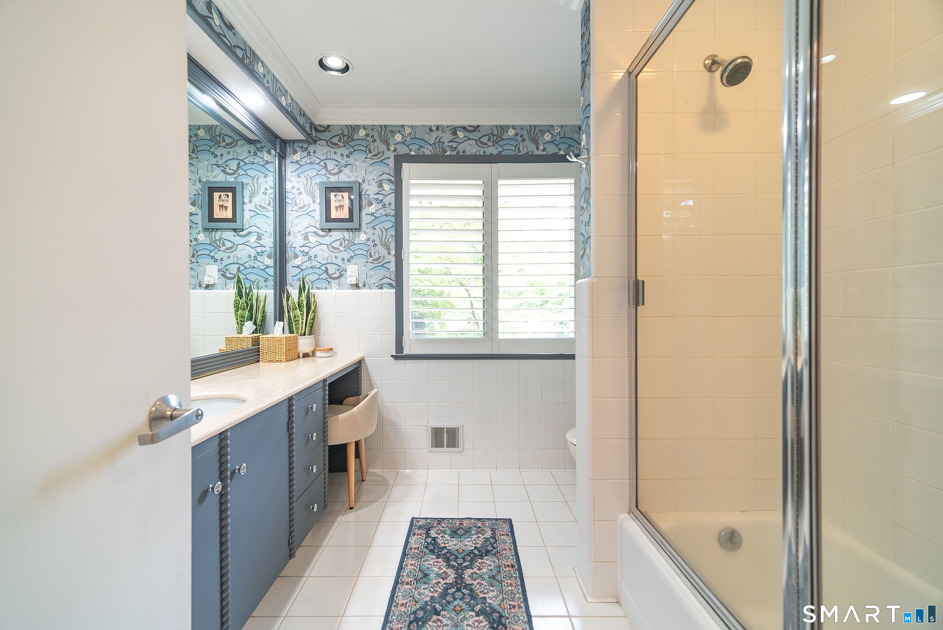 47 Windsor Road North Haven CT 06473
