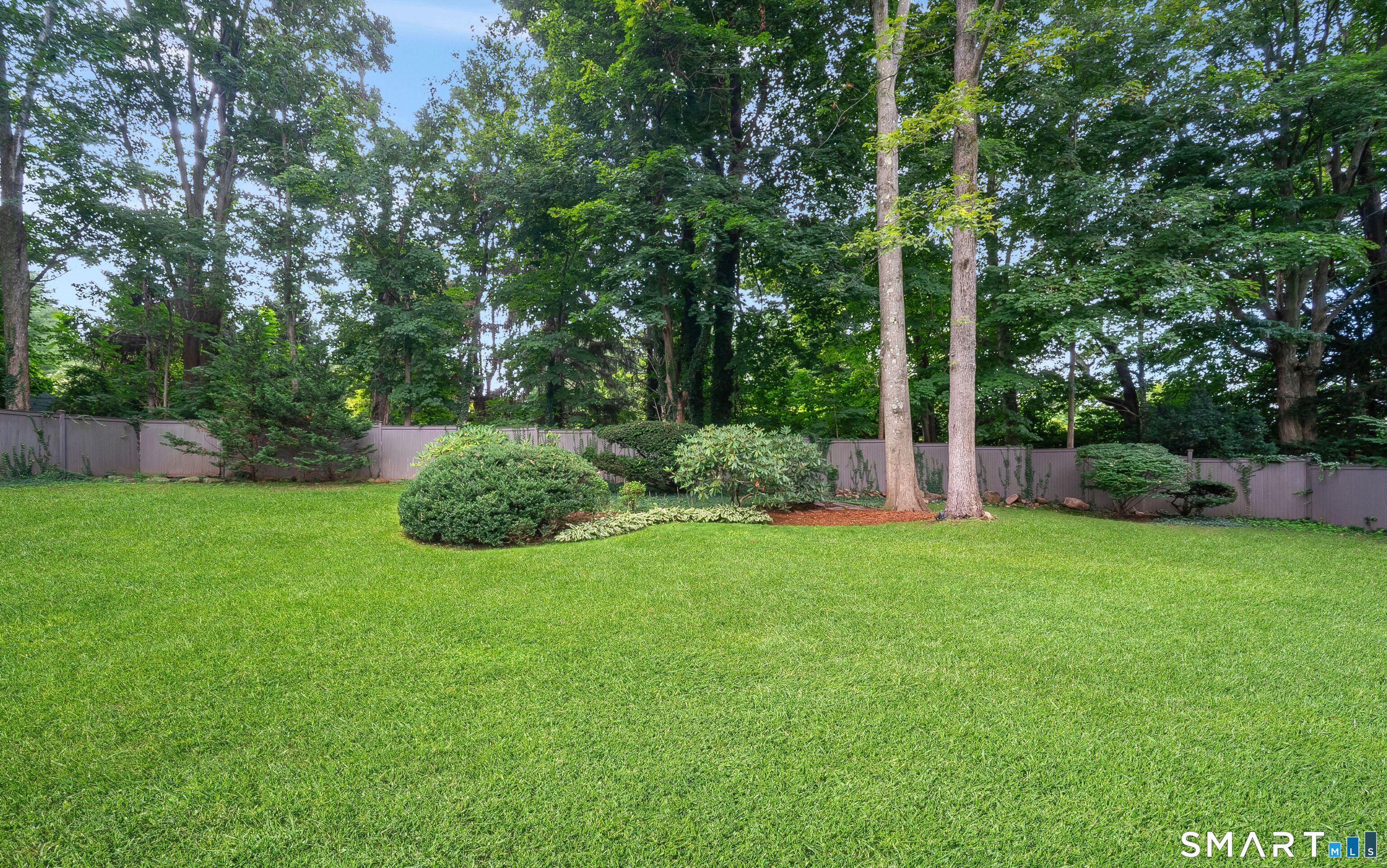 47 Windsor Road North Haven CT 06473