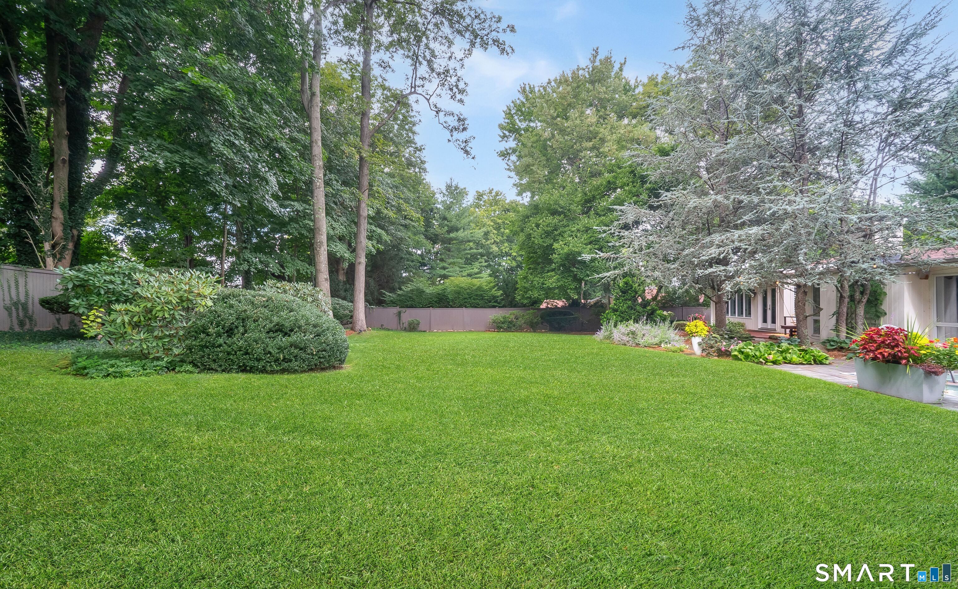 47 Windsor Road North Haven CT 06473
