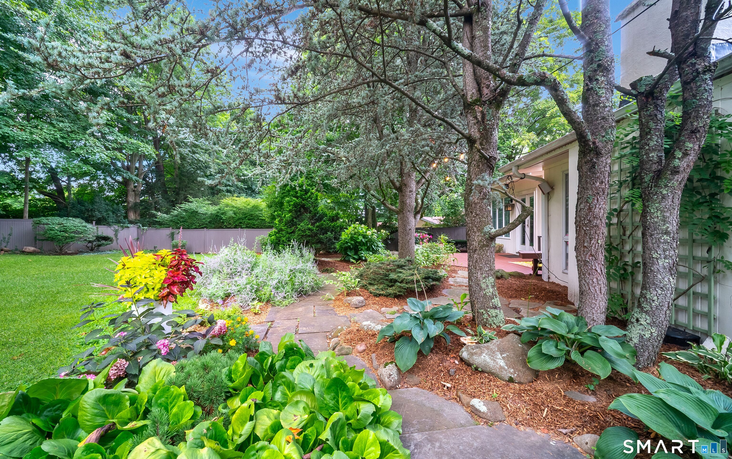 47 Windsor Road North Haven CT 06473