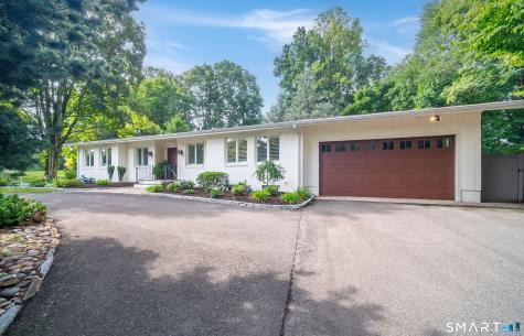 47 Windsor Road North Haven CT 06473