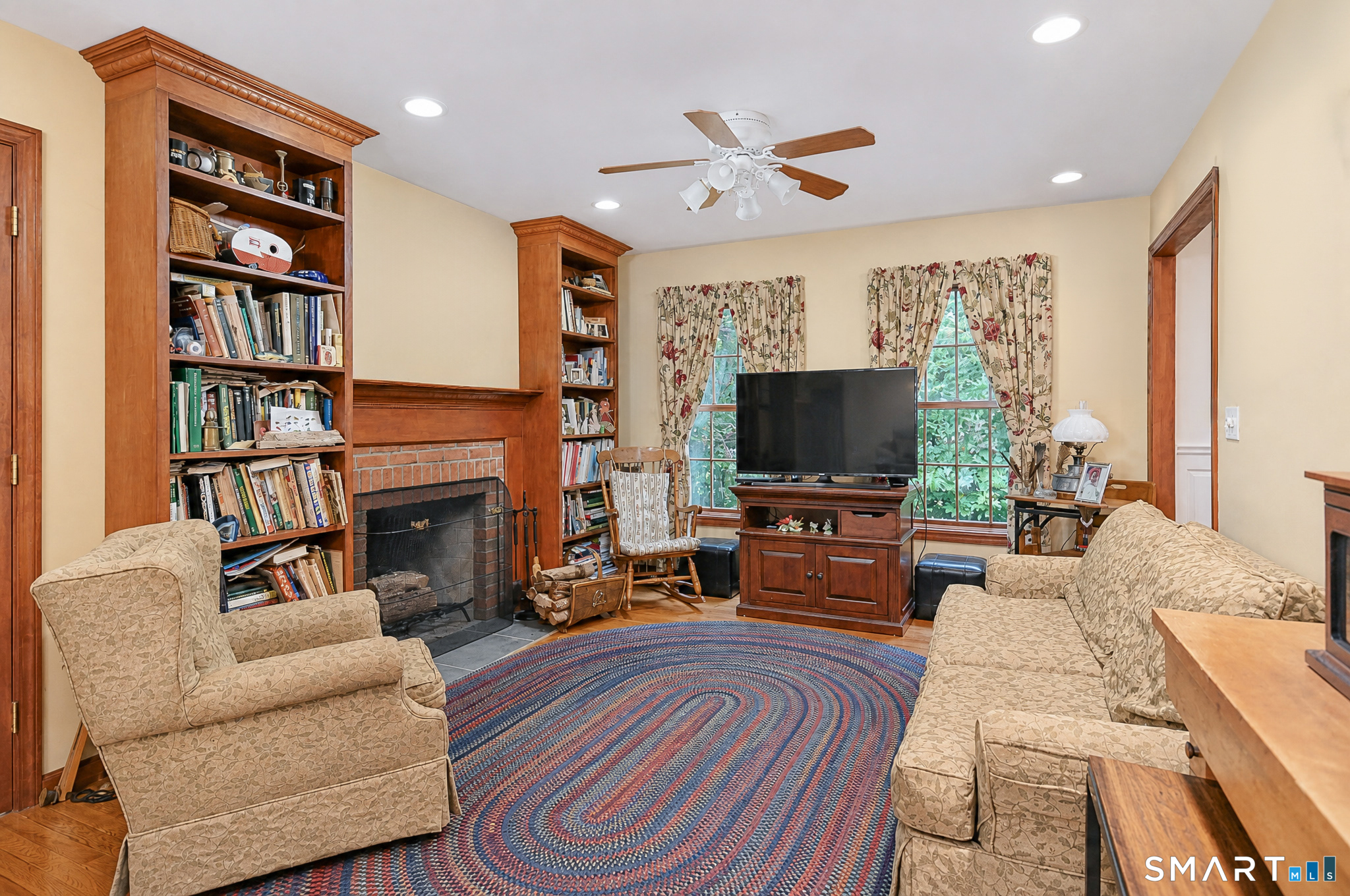 16 Jonathan Drive Roxbury CT 06783