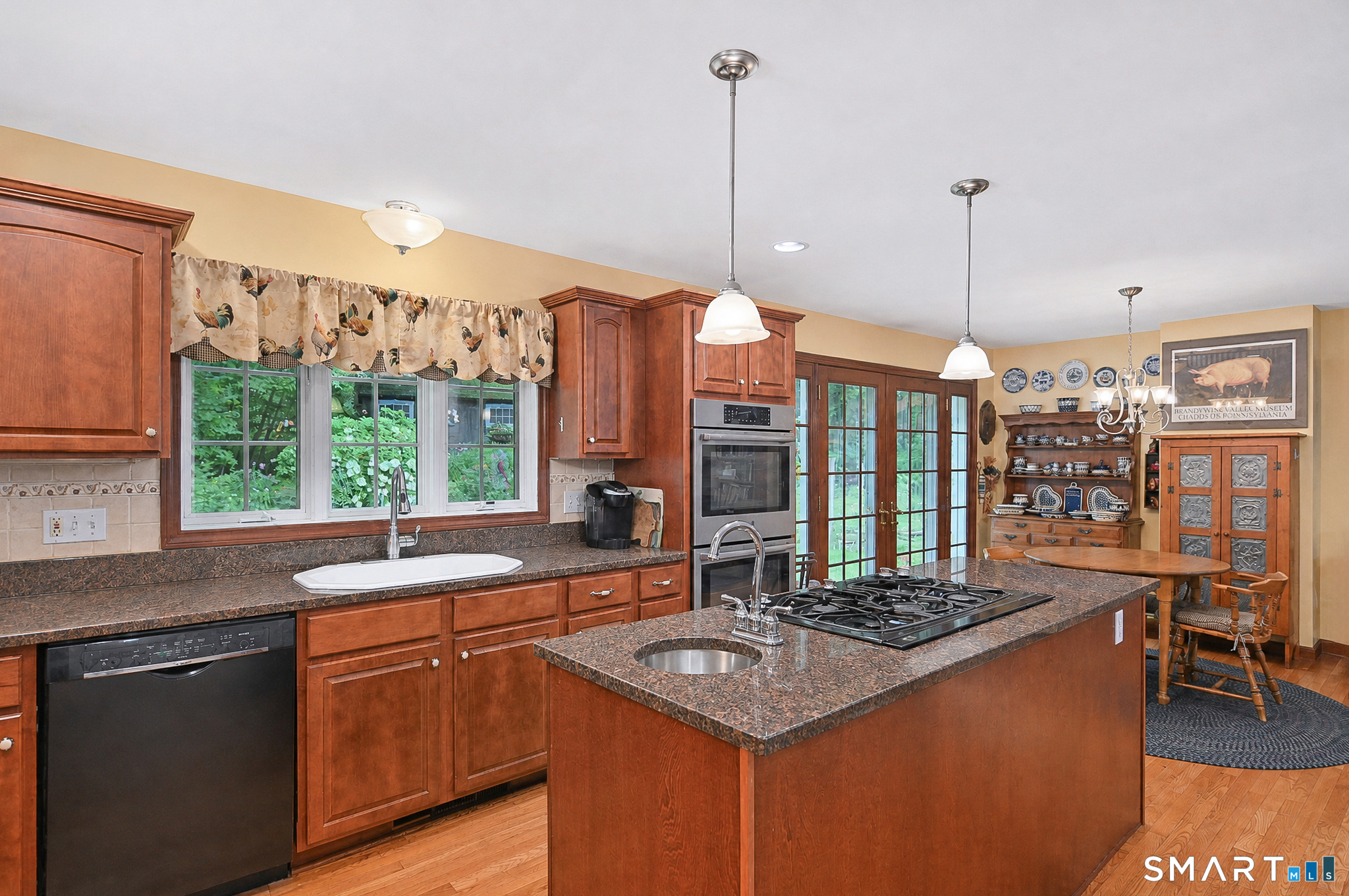 16 Jonathan Drive Roxbury CT 06783
