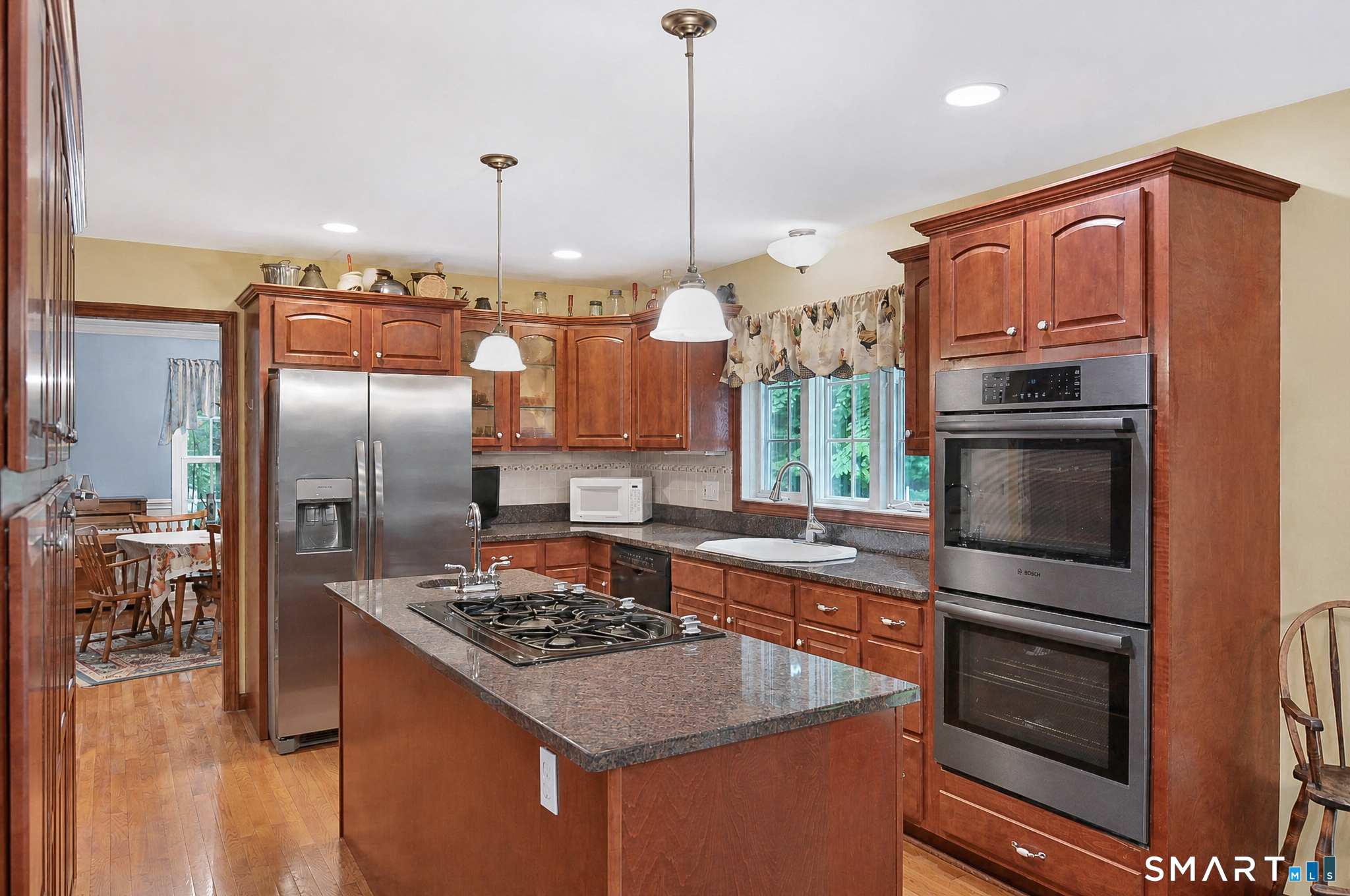 16 Jonathan Drive Roxbury CT 06783