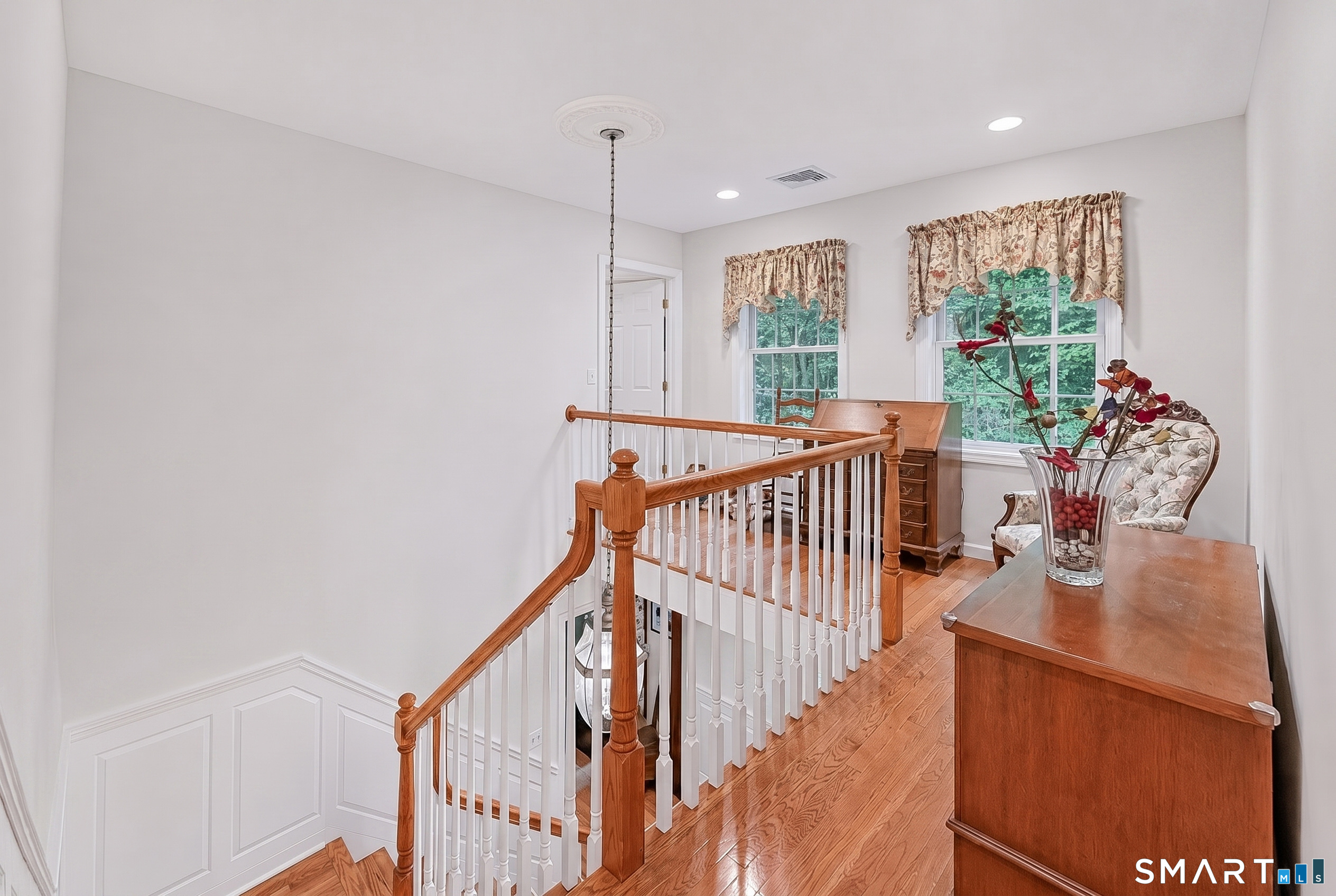 16 Jonathan Drive Roxbury CT 06783