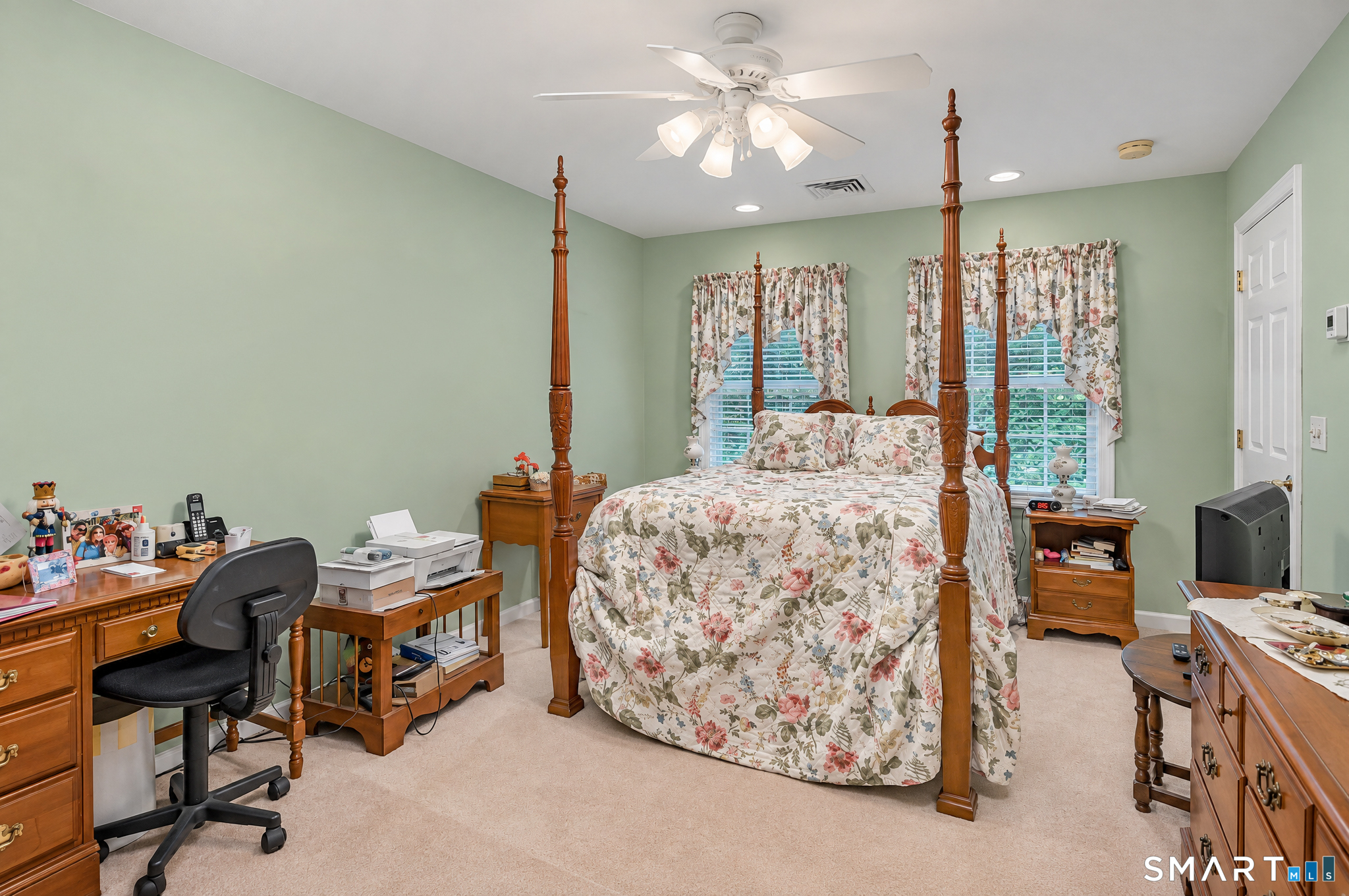 16 Jonathan Drive Roxbury CT 06783