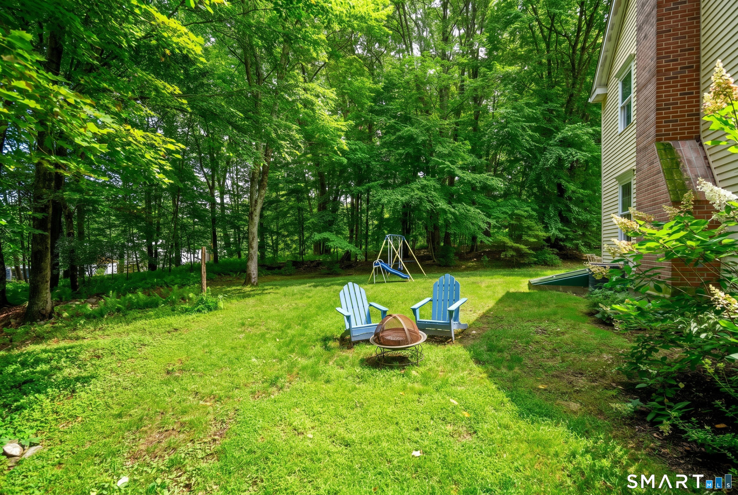 16 Jonathan Drive Roxbury CT 06783