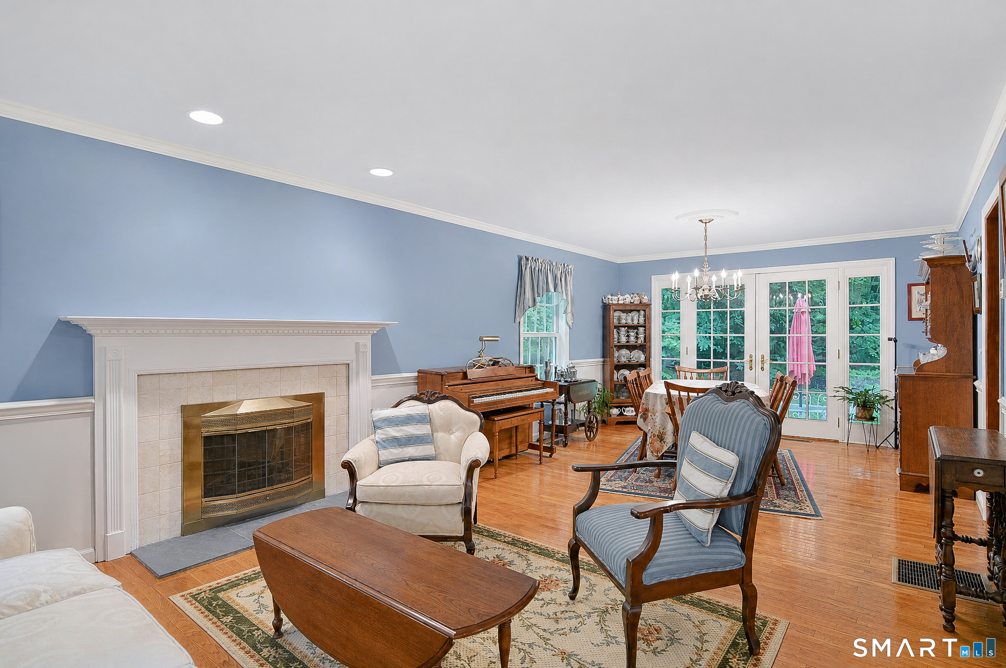 16 Jonathan Drive Roxbury CT 06783