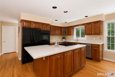6 Valley Court Bethel CT 06801