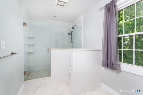 6 Valley Court Bethel CT 06801