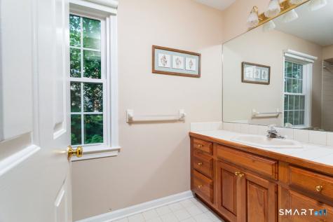 6 Valley Court Bethel CT 06801