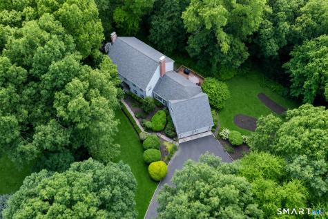6 Valley Court Bethel CT 06801