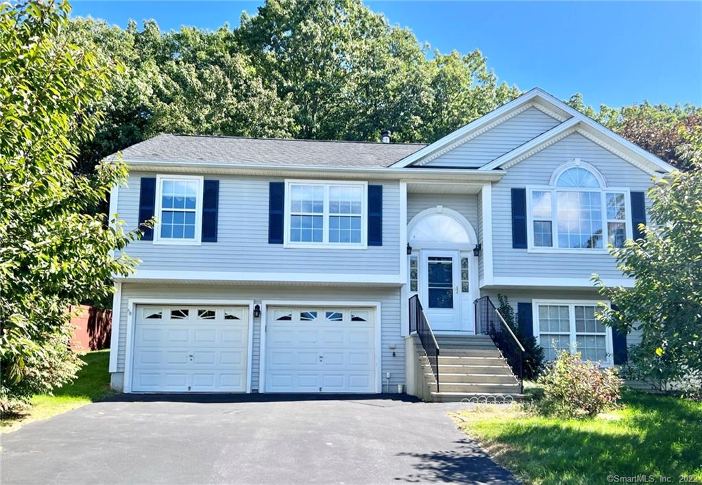 33 Georges Court Waterbury CT 06708