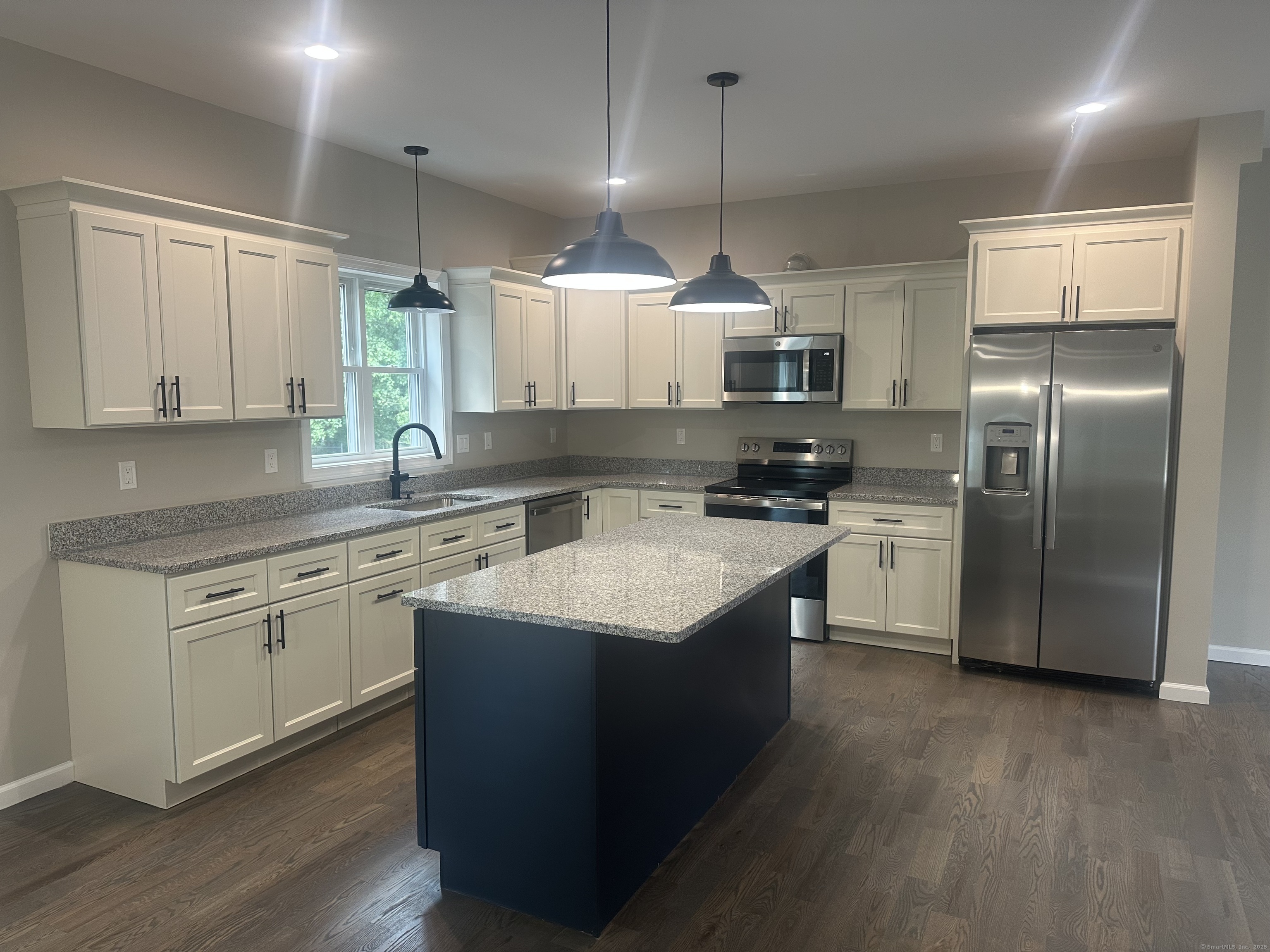 256 Berlin Street Southington CT 06489