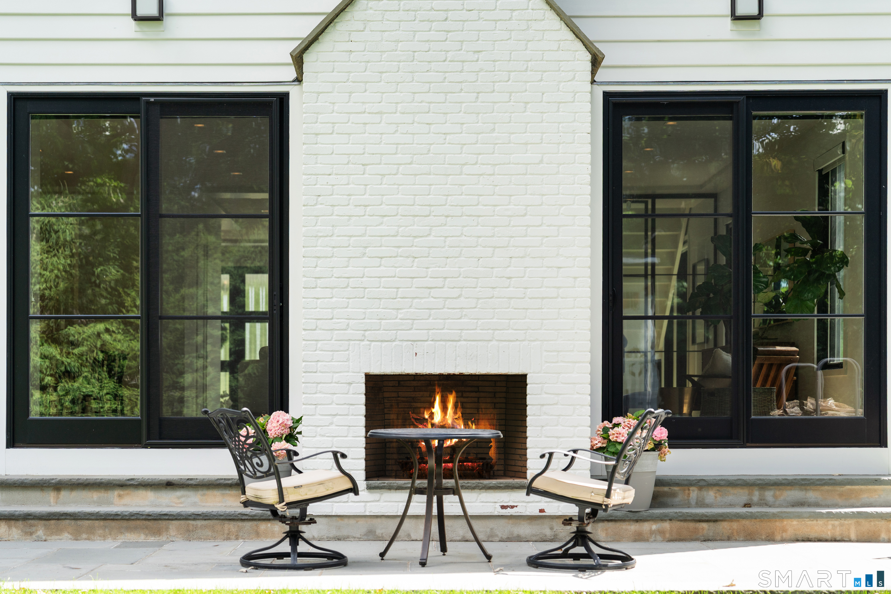 148 Douglas Road New Canaan CT 06840