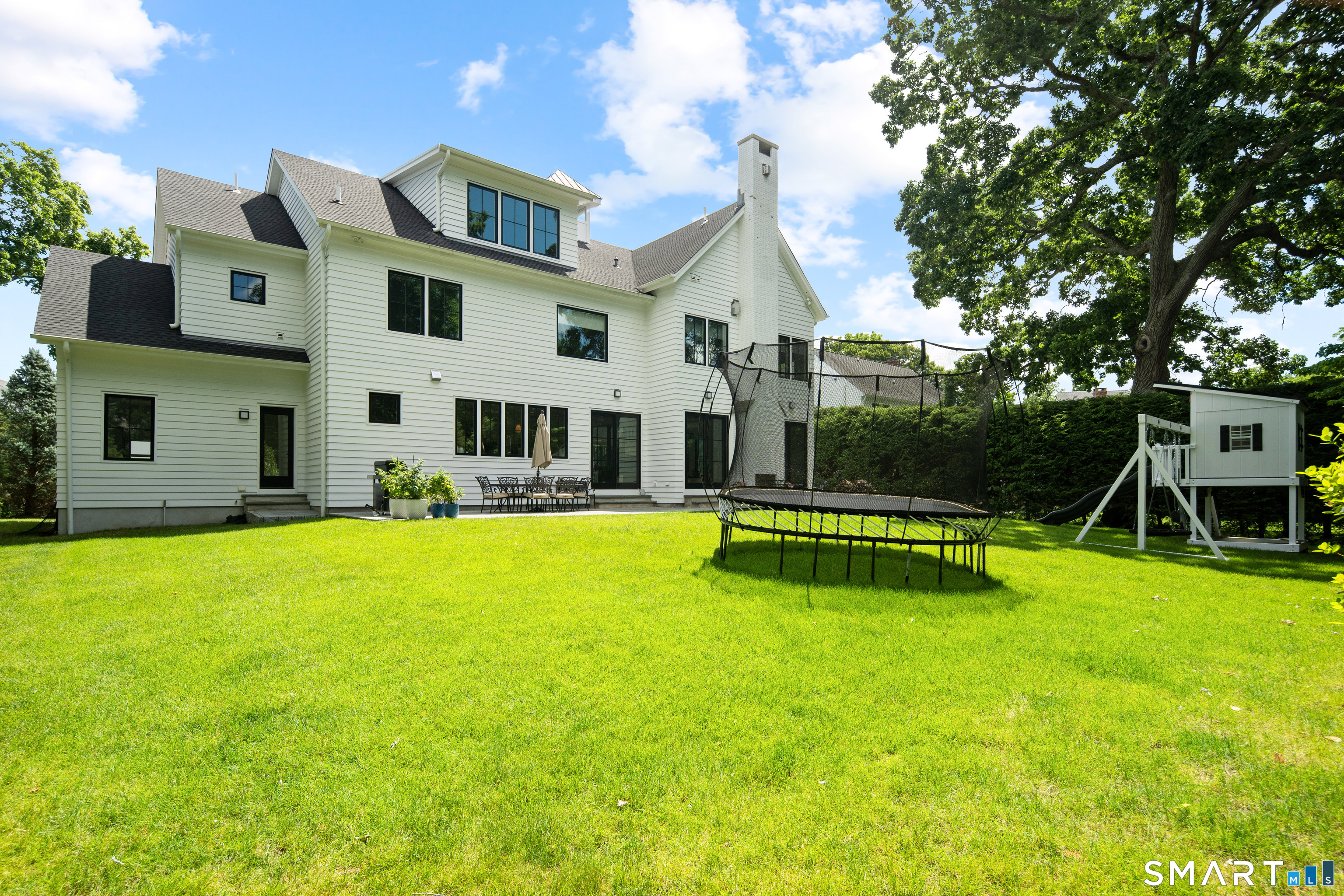 148 Douglas Road New Canaan CT 06840