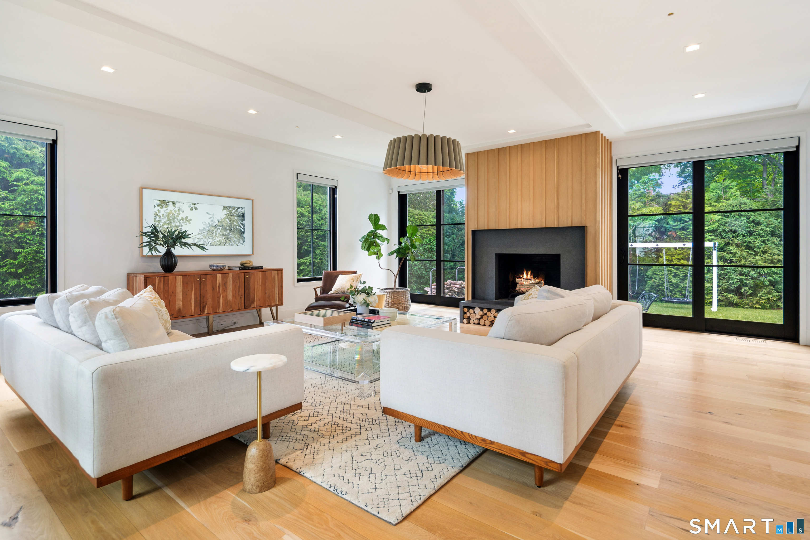 148 Douglas Road New Canaan CT 06840