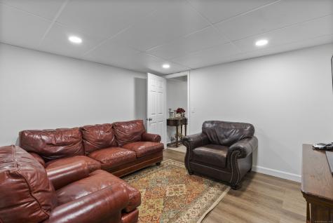 44 Farmstead Lane Suffield CT 06078